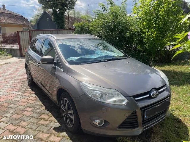 Ford Focus - 1