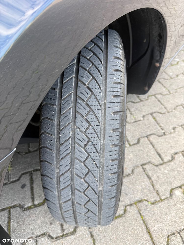 Hyundai i30 - 32