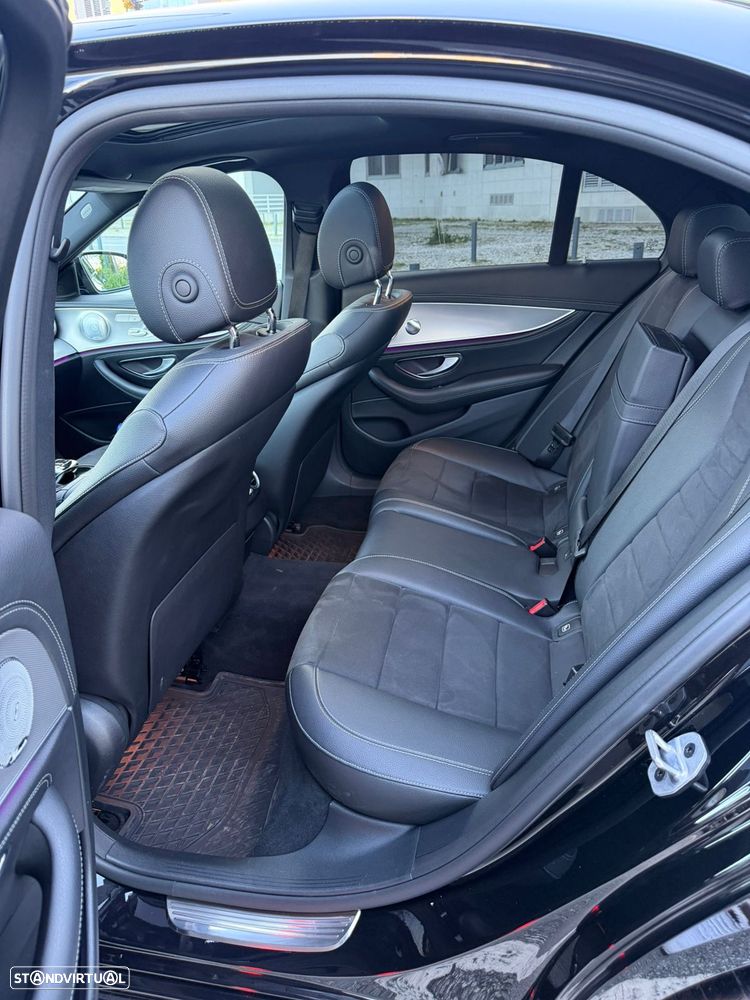 Mercedes-Benz E 300 d AMG - 8