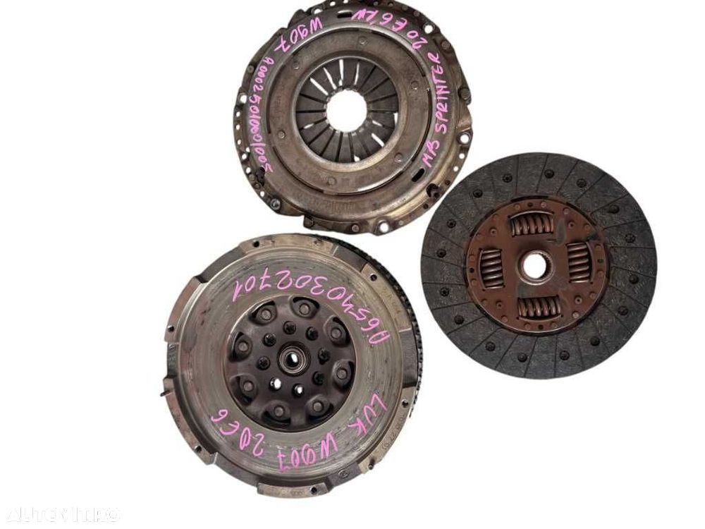 Dezmembrari MERCEDES BENZ SPRINTER W907 2.0 tr spate -  Kit ambreiaj - 2