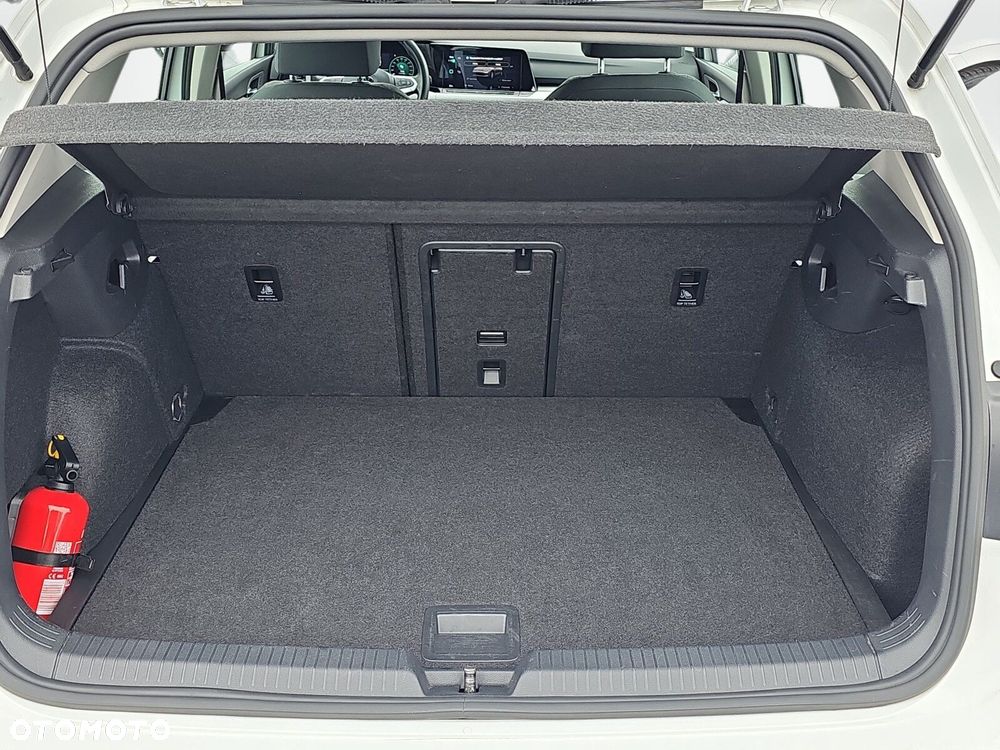 Volkswagen Golf - 25