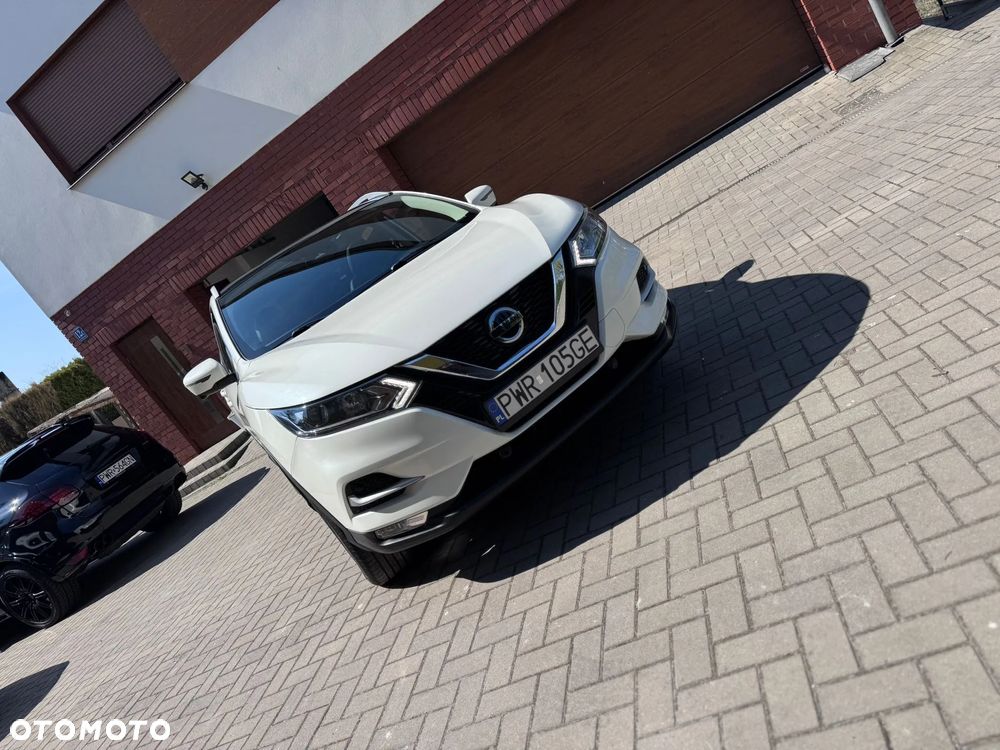 Nissan Qashqai - 1