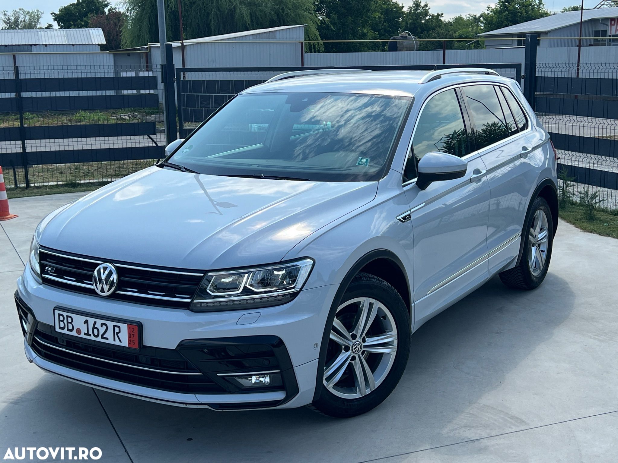 Volkswagen Tiguan 2.0 TDI SCR R-Line - 1