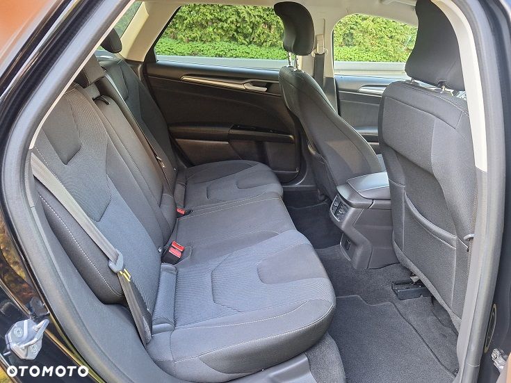 Ford Mondeo 2.0 TDCi Allrad Titanium - 26