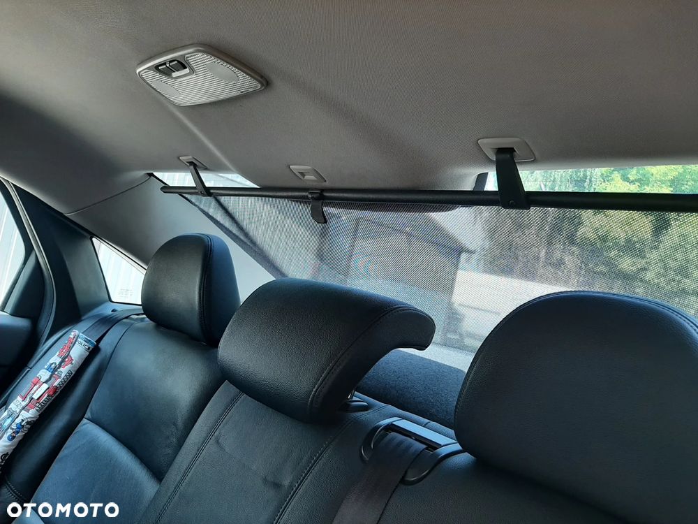 Volvo S40 1.8 - 9
