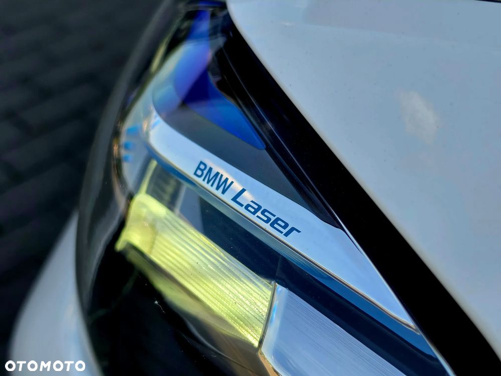 BMW Seria 5 540d xDrive M Sport Edition - 10