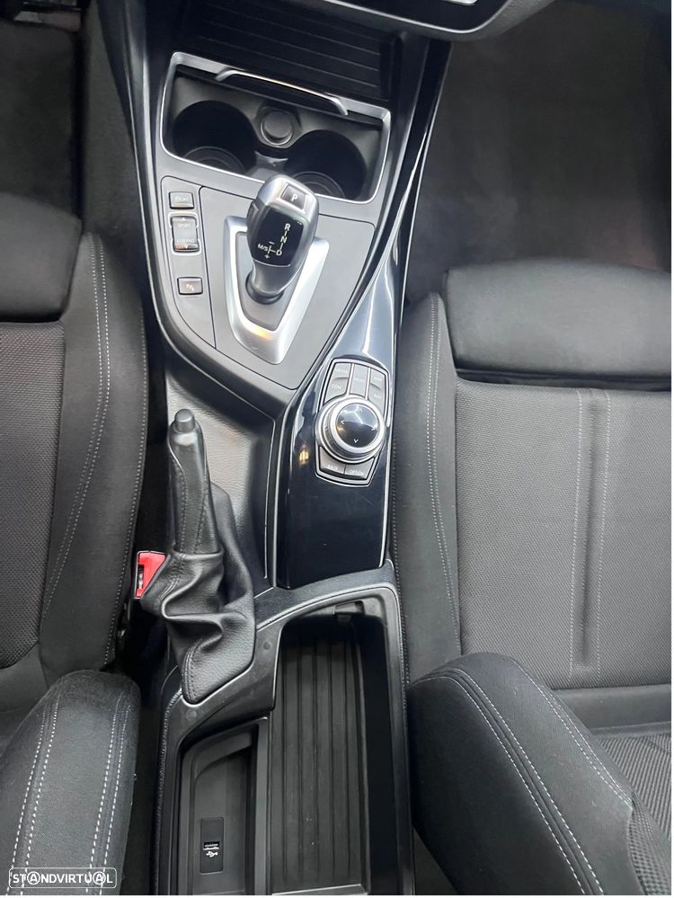 BMW 116 d Pack M Auto - 10