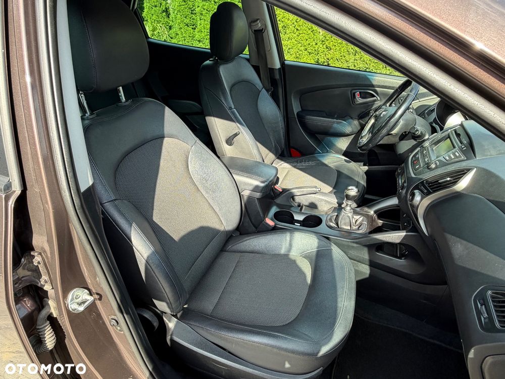 Hyundai ix35 2.0 CRDi Premium 4WD - 18