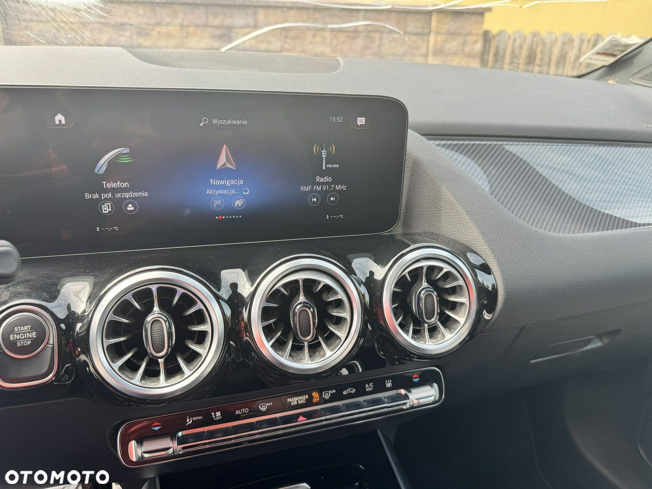 Mercedes-Benz GLA - 9