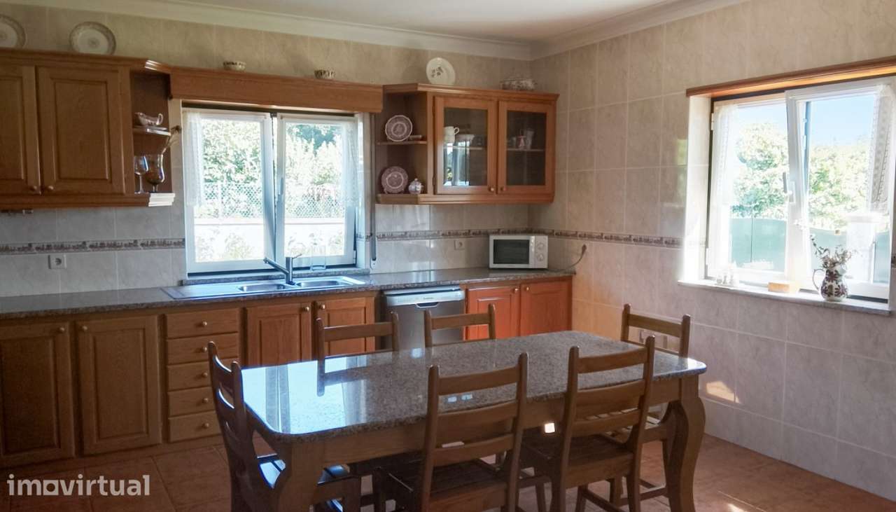 Venda de Moradia V5 isolada, São Pedro de Arcos, Ponte de Lima. - Grande imagem: 3/29