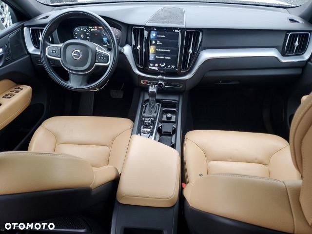Volvo XC 60 - 6