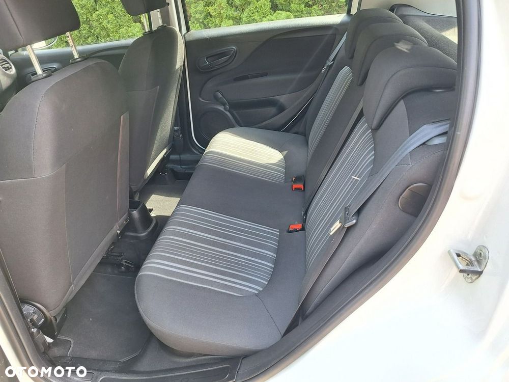 Fiat Punto Evo - 15