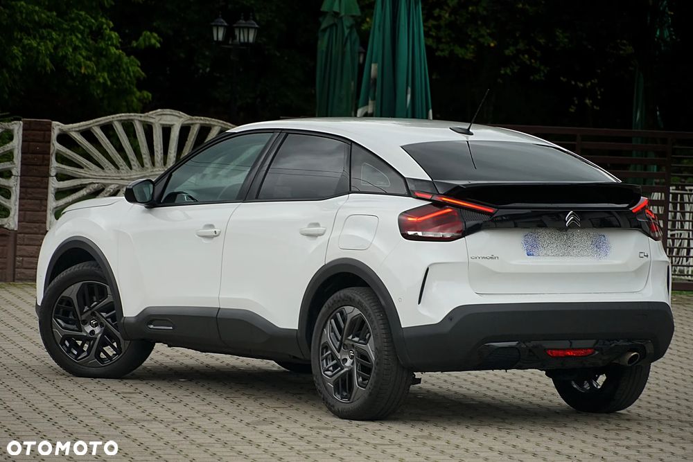 Citroën C4 BlueHDi 130 Stop&Start EAT8 SHINE - 17