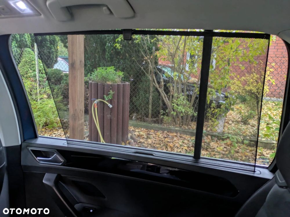 Volkswagen Touran - 3