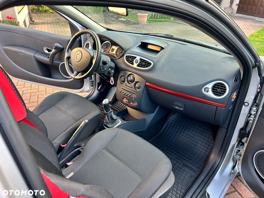 Renault Clio 1.2 16V Rip Curl - 12