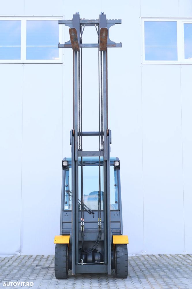 Jungheinrich TFG 430 - 8