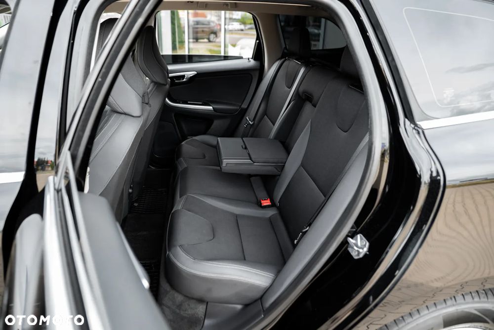 Volvo XC 60 D4 Ocean Race - 20