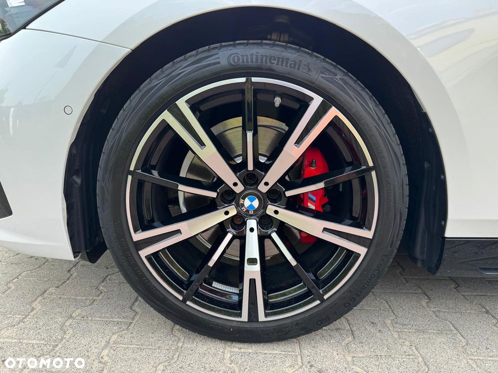 BMW Seria 5 520d xDrive mHEV M Sport - 18