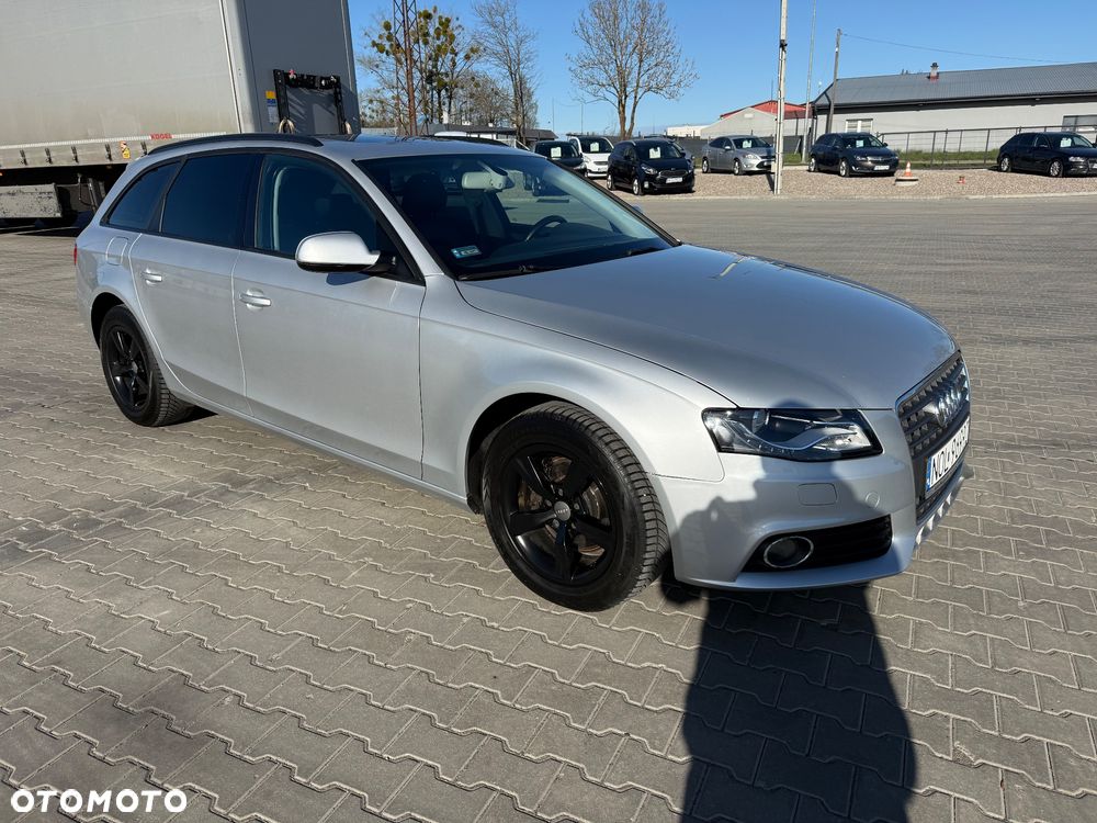 Audi A4 Avant 2.0 TDI DPF - 10