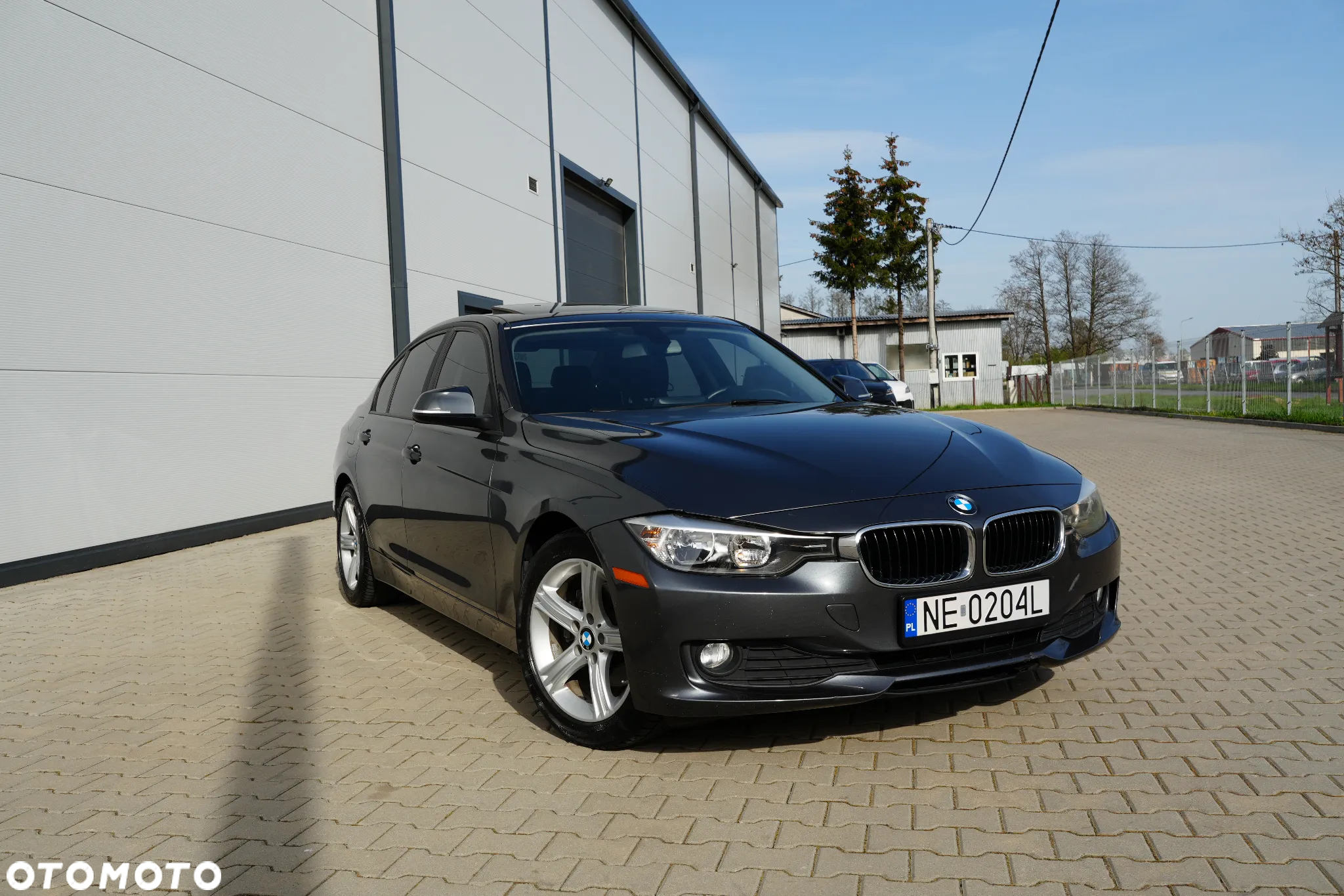 BMW Seria 3 320i Luxury Line - 11