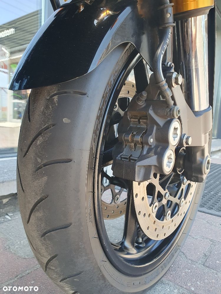 Yamaha FZ - 39