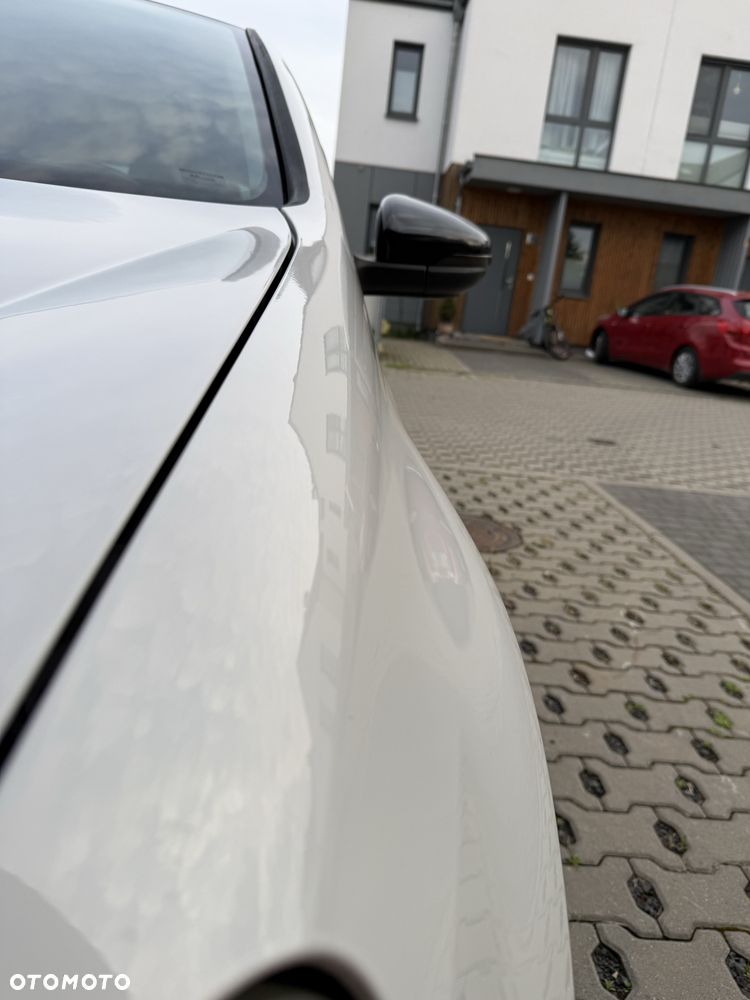 Volkswagen Golf - 5