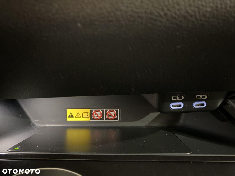 Lexus UX 250h GPF F Sport Design 2WD - 17