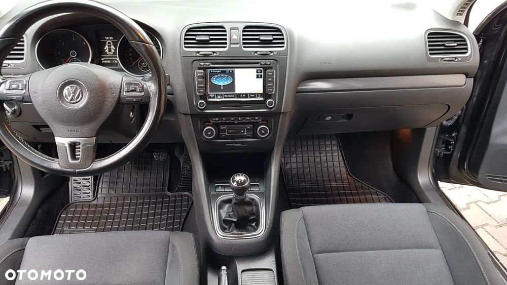 Volkswagen Golf 1.6 TDI Highline - 8
