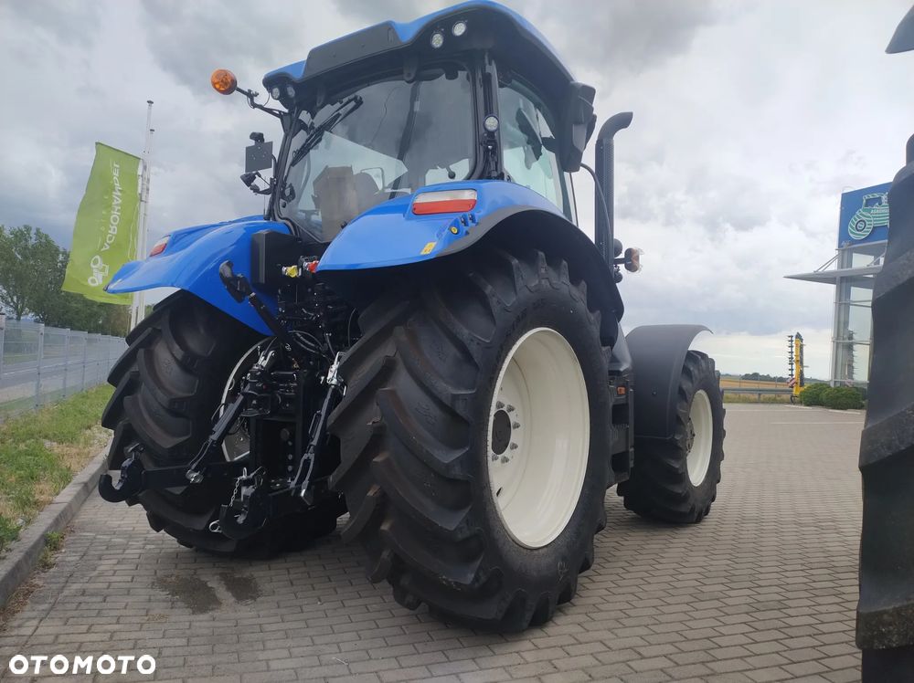 New Holland T6.180 DCT - 3