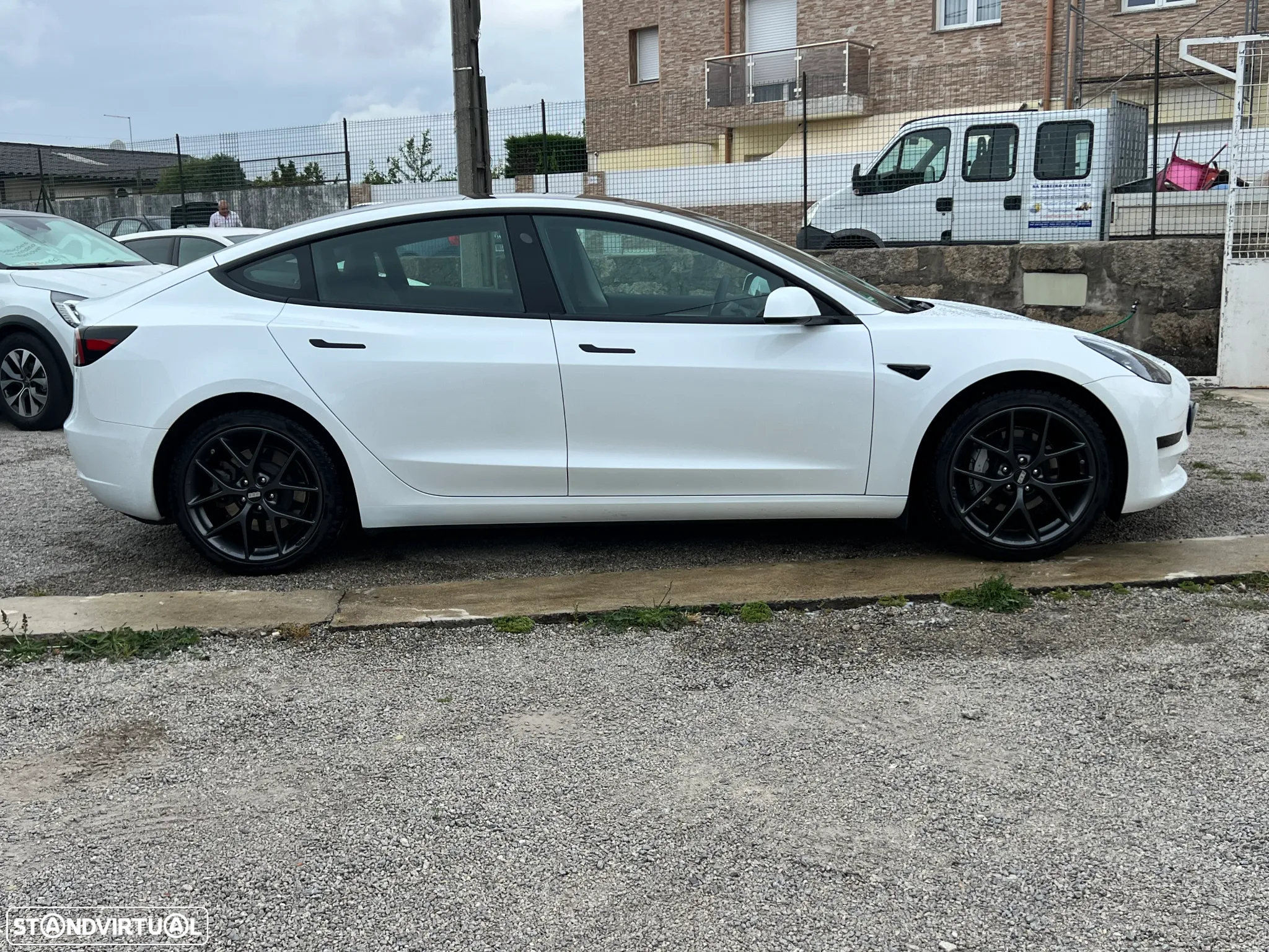 Tesla Model 3 RWD - 5