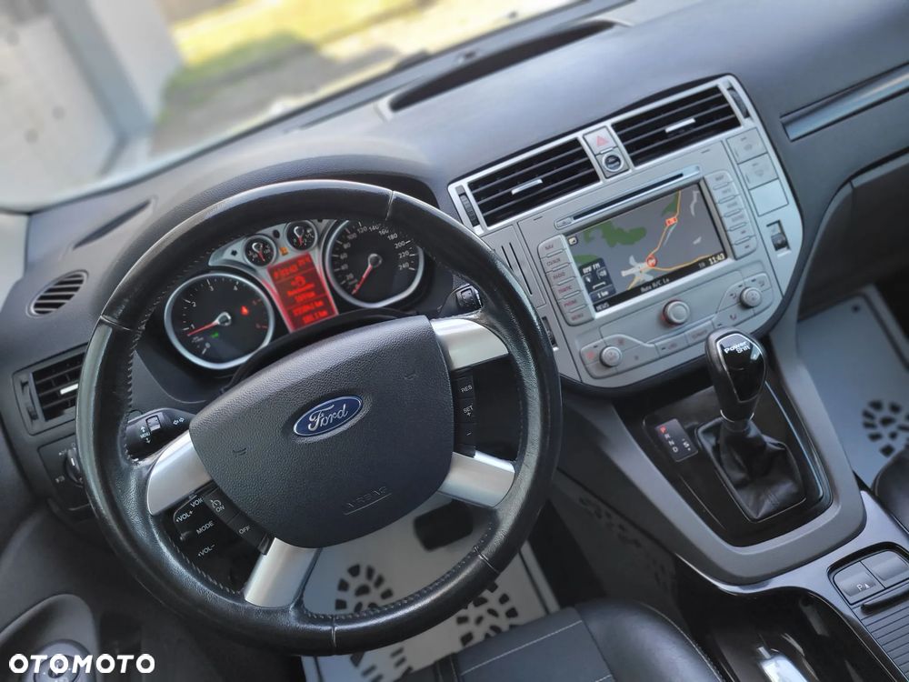 Ford Kuga 2.0 TDCi 4WD Titanium Plus - 22