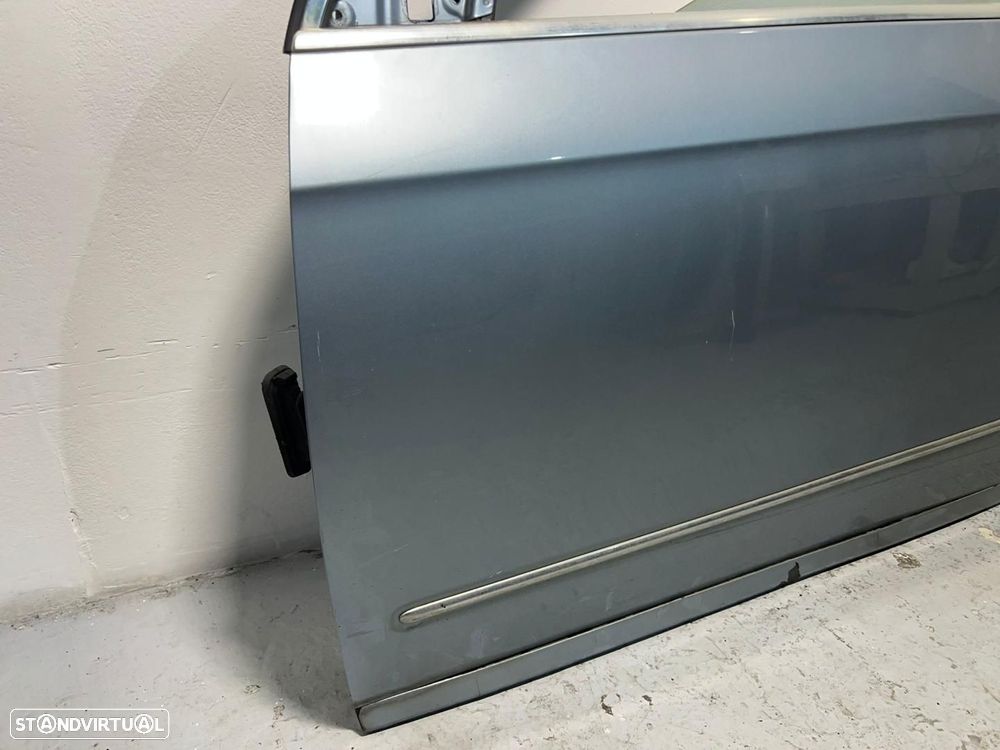 Porta Esq Frente VW PASSAT Variant (3C5) REF. 3C4831055J - 2