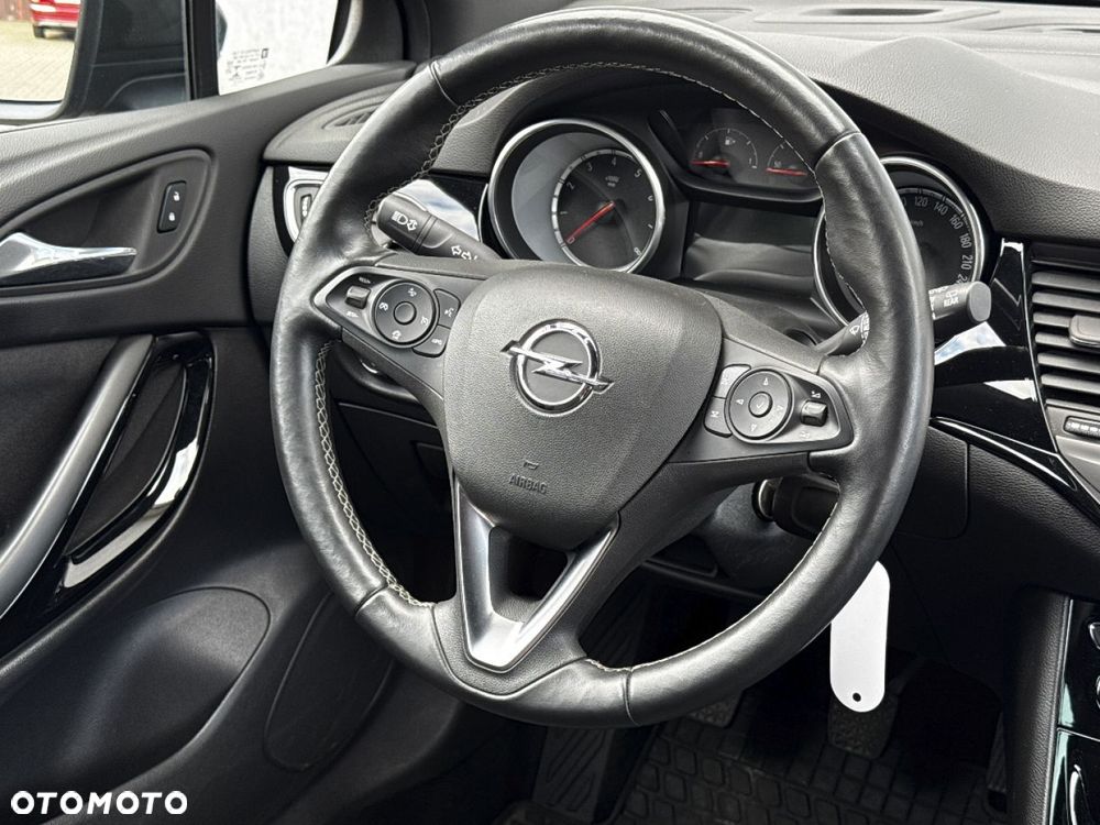 Opel Astra 1.4 T Dynamic - 26