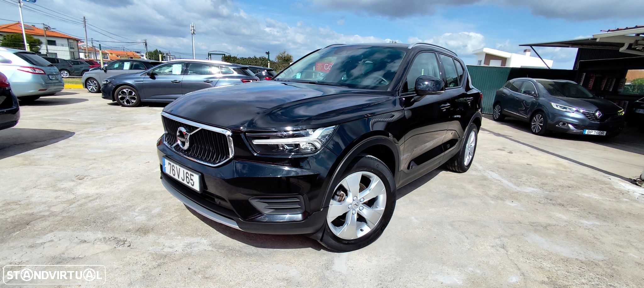 Volvo EX40 - 1