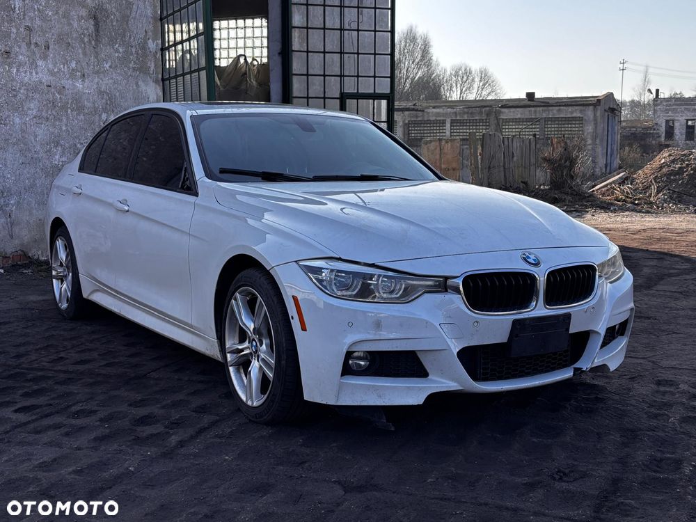 BMW Seria 3 ver-330i-xdrive-m-sport-shadow - 2
