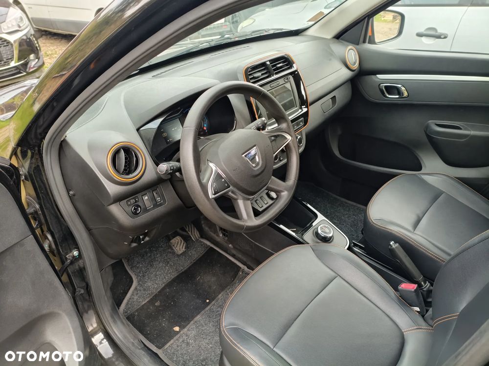 Dacia Spring - 8