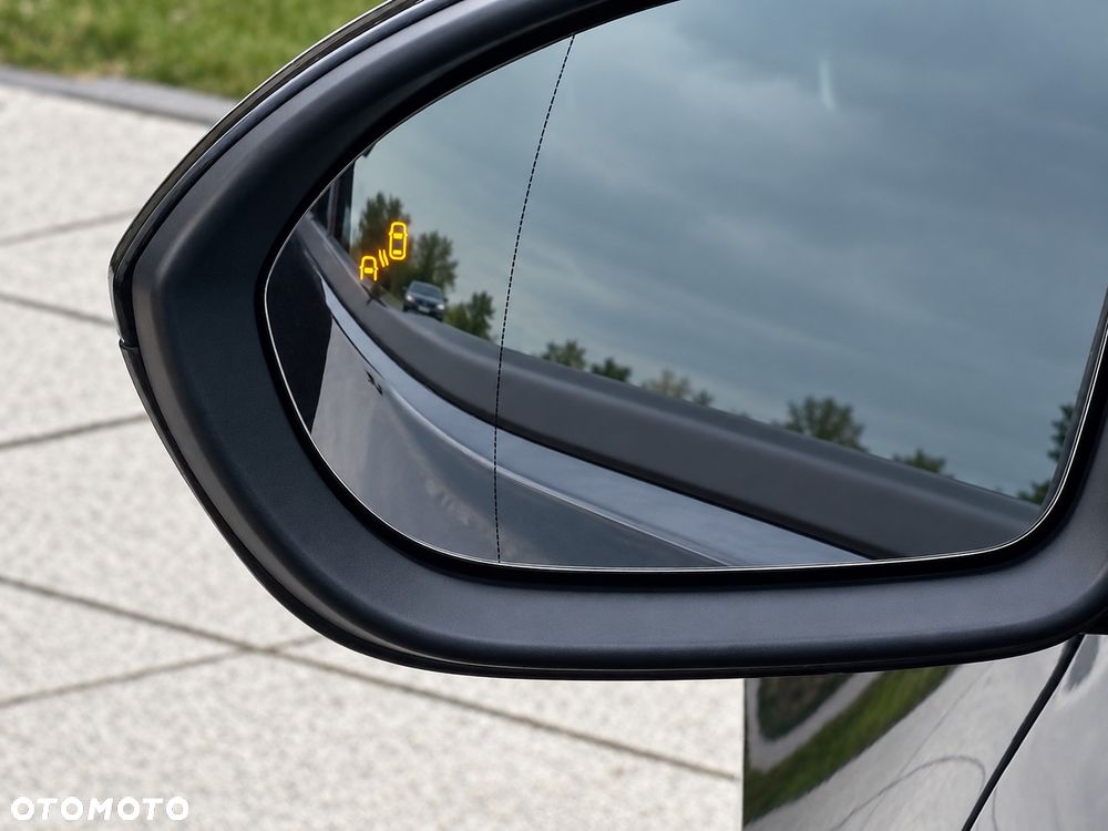 Opel Insignia - 8