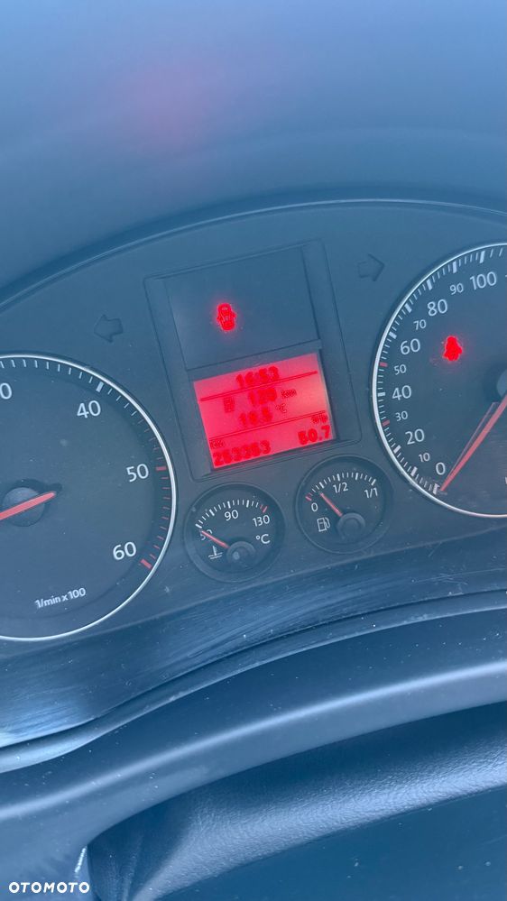 Volkswagen Golf Plus - 16