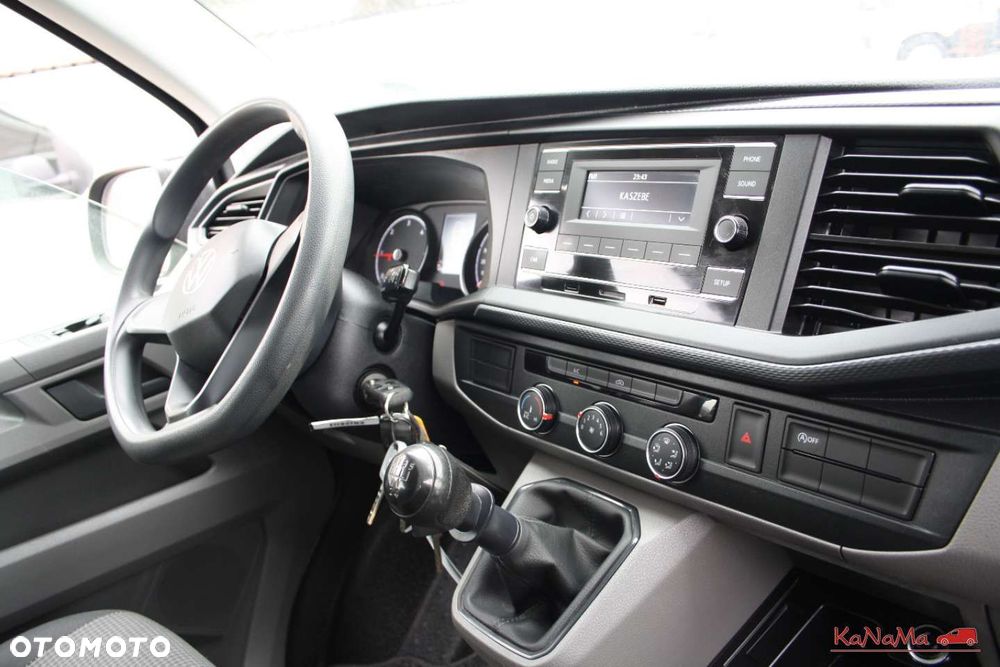 Volkswagen Transporter - 24