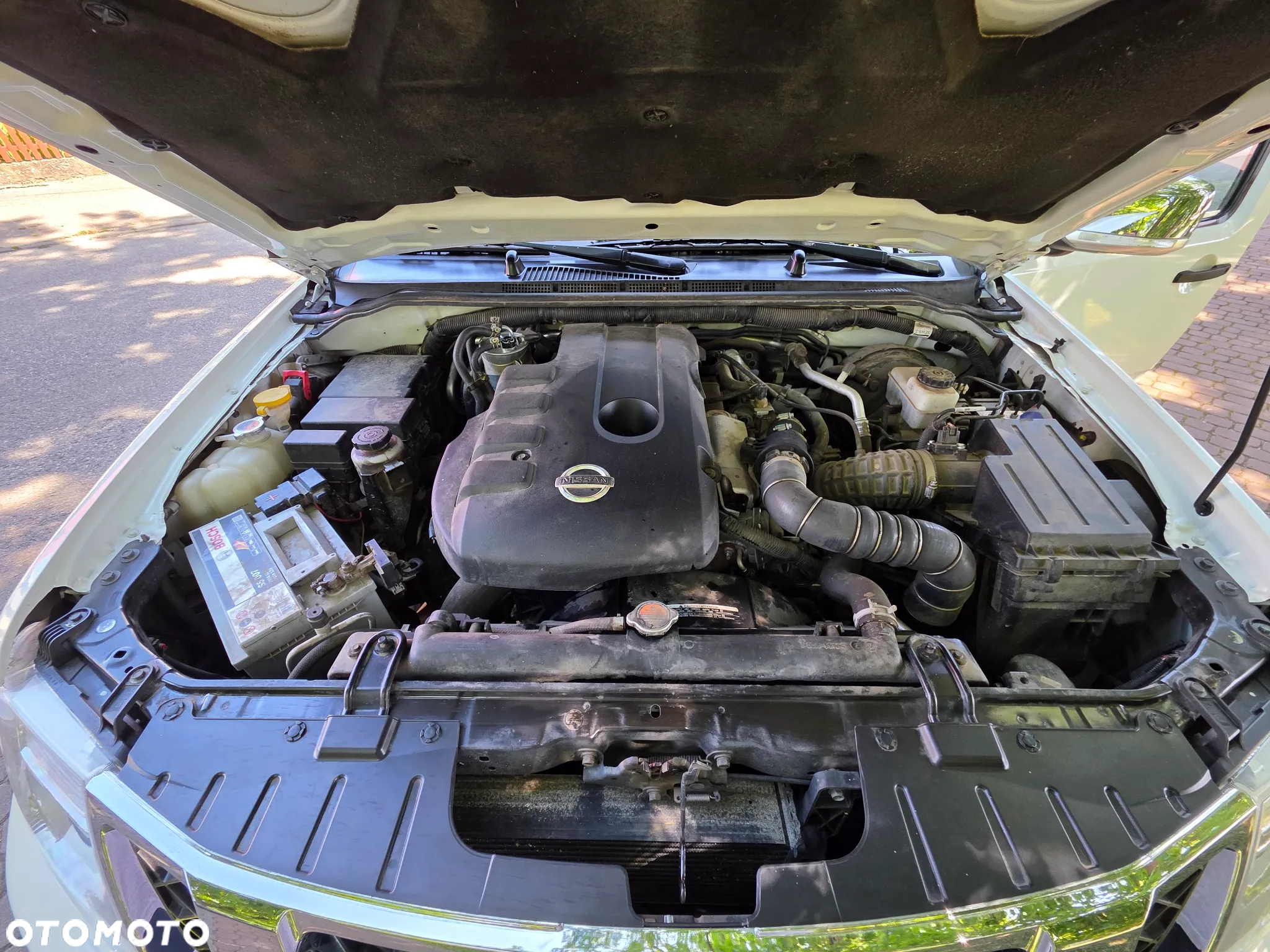 Nissan Navara 2.5 D LE Long EU5 - 21