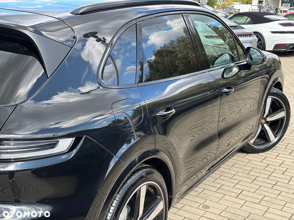 Porsche Cayenne - 8