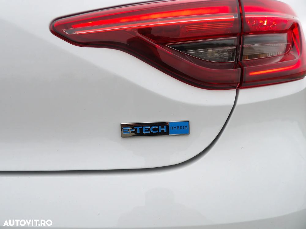 Renault Clio - 10