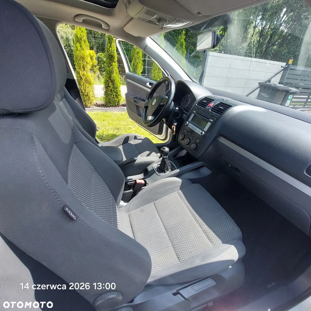 Volkswagen Golf 1.9 TDI DPF Comfortline - 14
