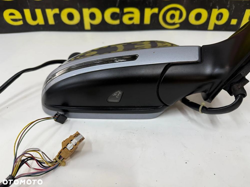 AUDI A8 D3 II LIFT LUSTERKO PRAWE 14+3 PIN KOLOR LY7J - 5