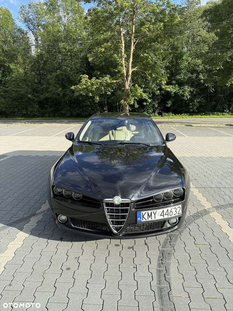 Alfa Romeo 159 - 2