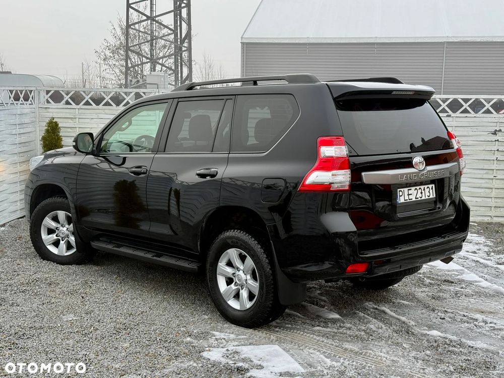 Toyota Land Cruiser LC 2.8 D-4D Premium - 2