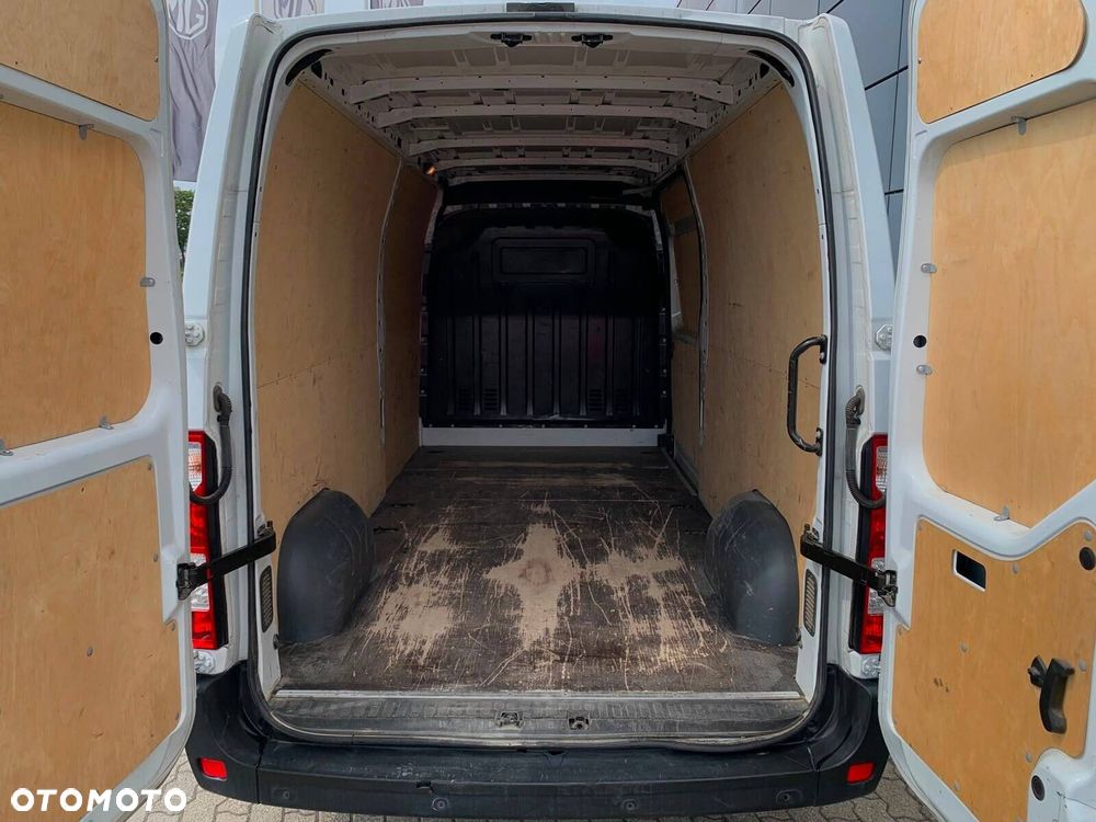 Opel movano - 21