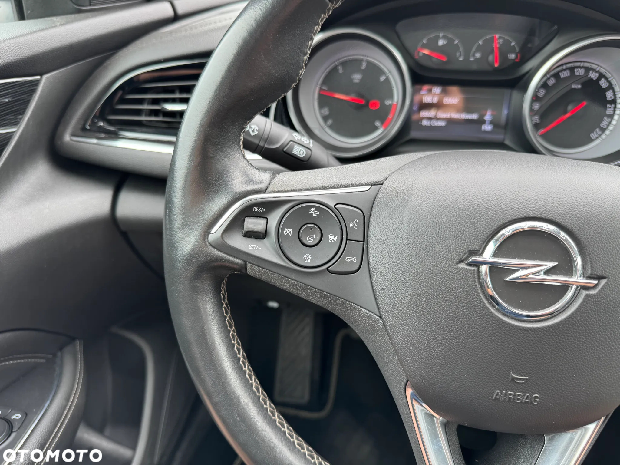 Opel Insignia Grand Sport 2.0 Diesel Business Innovation - 14