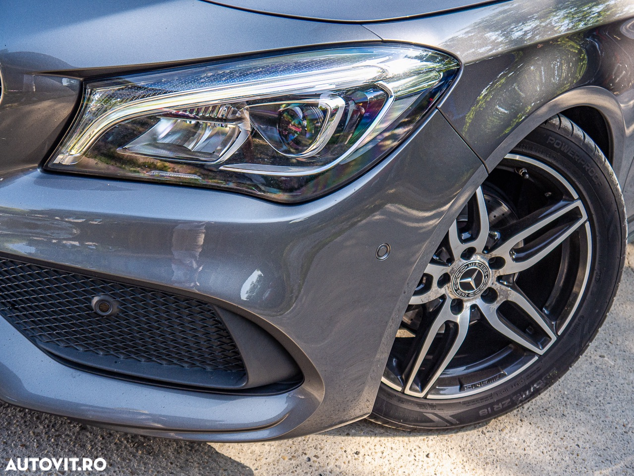 Mercedes-Benz CLA 180 7G-DCT AMG Line - 28