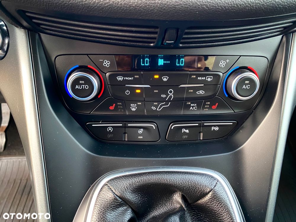 Ford Kuga - 19